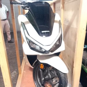Honda PCX 2025 - Image 2