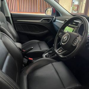 MG ZS Sunroof with 5 Seat 2018 - Image 4