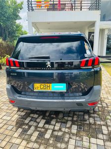 Peugeot 5008 Allure 2019