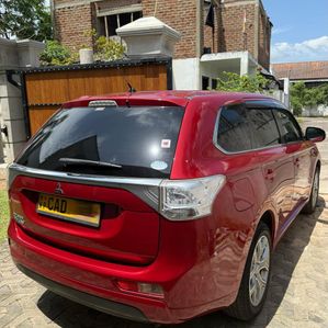 Mitsubishi Outlander 2014 - Image 2