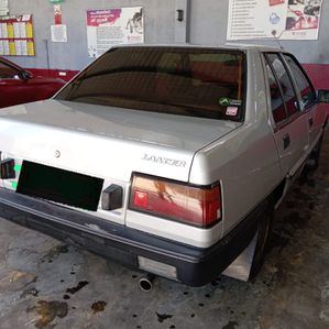 Mitsubishi Lancer GL/16- 1986 - Image 2