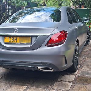 Mercedes Benz C200 AMGline Premium Plus 2018 - Image 2