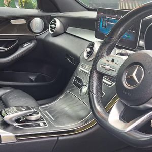 Mercedes Benz C200 AMGline Premium Plus 2018 - Image 4