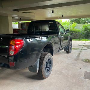 Mitsubishi L200 single cab 2009 - Image 4