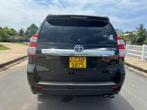 Toyota Land Cruiser Prado 2013