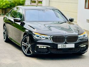 BMW 740e M Sport Swb Black FL 2018
