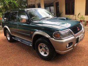 Mitsubishi Montero Sport 2004