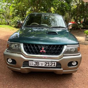 Mitsubishi Montero Sport 2004 - Image 3