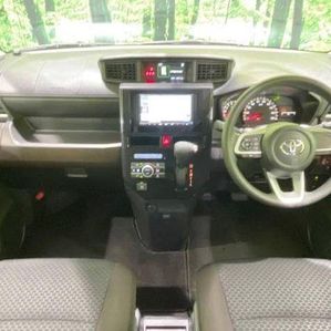Toyota Roomy 2023 - Image 2