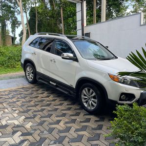 Kia Sorento 2012 - Image 4