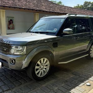 Land Rover Discovery SDV6 2014 - Image 3