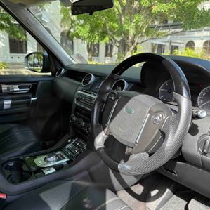 Land Rover Discovery SDV6 2014 - Image 4
