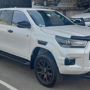 Toyota Hilux Gr Sport 2024 - Image 3