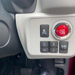 Daihatsu Mira G Grade Safety 2025 - Image 3