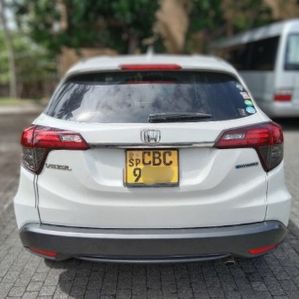 Honda Vezel DAA-RU3-SENSHING 2018 - Image 2