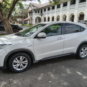 Honda Vezel DAA-RU3-SENSHING 2018 - Image 4