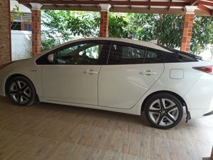 Toyota Prius 4th Generation 2016