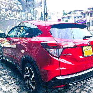 Honda Vezel RS Sensing 2017 - Image 3