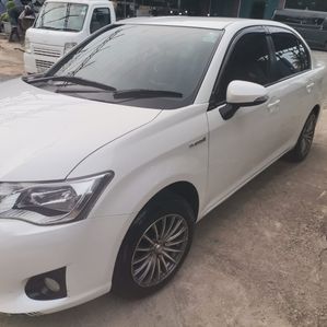 Toyota Axio Hybrid NKE 165 2014 - Image 3