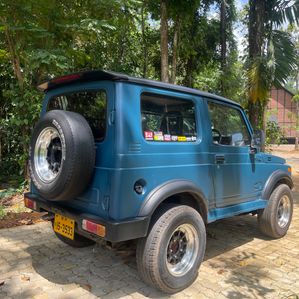 Suzuki Jimny SJ50 1987 - Image 2