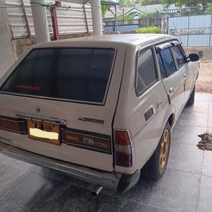 Mitsubishi Lancer DX 1988 - Image 3