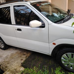 Suzuki Swift 2002 - Image 2
