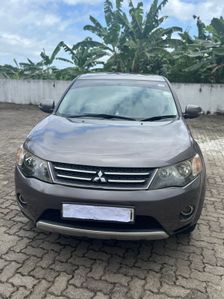 Mitsubishi Outlander 2011