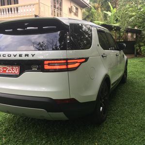Land Rover Discovery Unregistered 2018 - Image 2