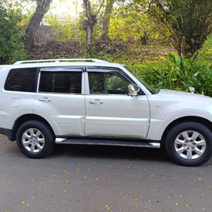 Mitsubishi Montero 2013 - Image 2