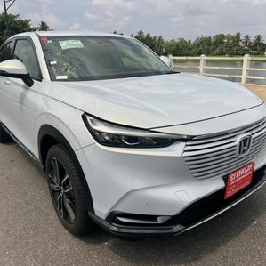 Honda Vezel Z brand new 2025 - Image 2