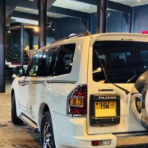Mitsubishi Montero Super Exceed 2001 - Image 2
