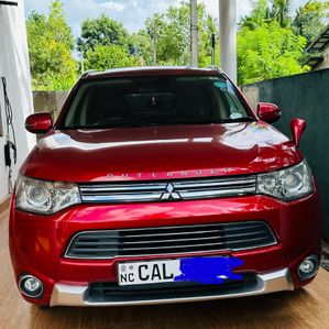 Mitsubishi Outlander PHEV 2015 - Image 2