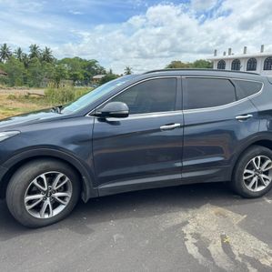 Hyundai Santa Fe 2014 - Image 4