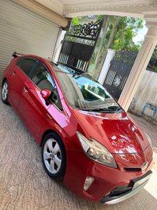 Toyota Prius G TOURING 2012