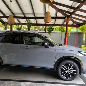 Honda Vezel Z Play Moonroof 2024 - Image 2