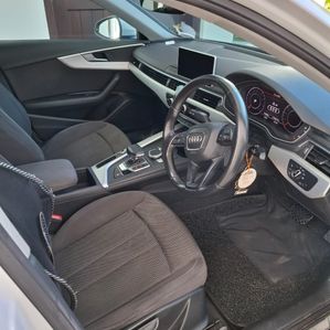 Audi A4 2017 - Image 2