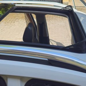 MG ZS 2018 - Image 2
