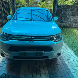 Mitsubishi Outlander 2014 - Image 2