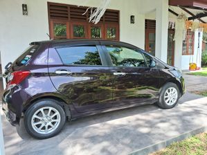 Toyota Vitz 2016