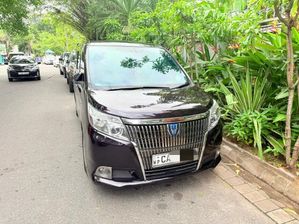 Toyota Esquire GI 2015