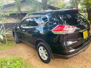 Nissan X-Trail 2015