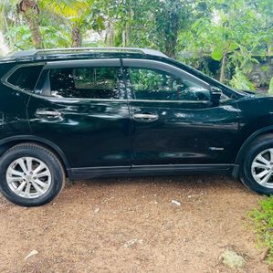 Nissan X-Trail 2015 - Image 2