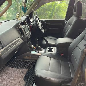 Mitsubishi Montero Jeep 2015 - Image 4