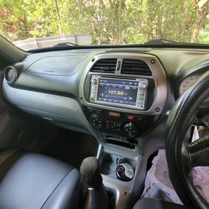 Toyota RAV4 l 2002 - Image 4