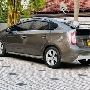 Toyota Prius 2012 - Image 3
