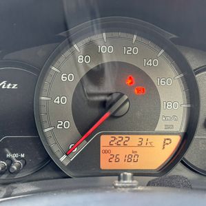 Toyota Vitz 2019 - Image 3