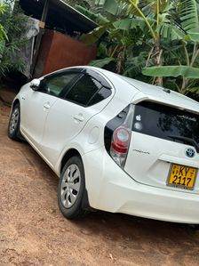 Toyota Aqua G Grade 2013 for sale