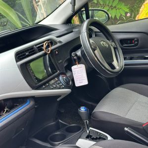 Toyota Aqua G Grade 2013 - Image 4