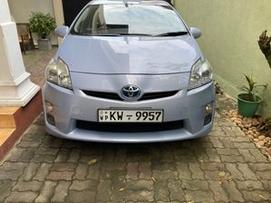 Toyota Prius 3rd generation 2011 for sale