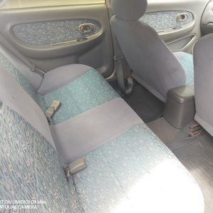Kia Sephia 2000 - Image 2